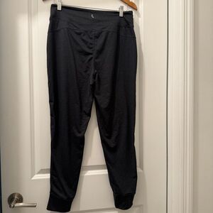 Lole Ladies' Relaxed Fit Lounge Jogger Pants in heather charcoal size M